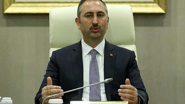 Bakan+G%C3%BCl%E2%80%99den+te%C5%9Fekk%C3%BCr+payla%C5%9F%C4%B1m%C4%B1