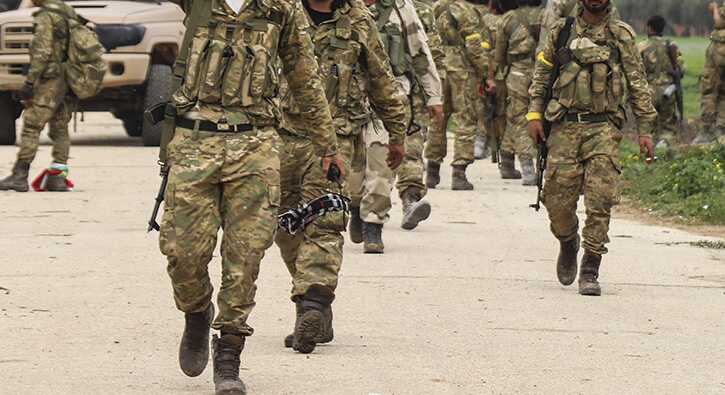 400+asker+Afrin%E2%80%99e+do%C4%9Fru+yola+%C3%A7%C4%B1kt%C4%B1