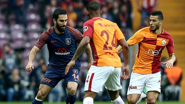 Galatasaray+sahas%C4%B1nda+Medipol+Ba%C5%9Fak%C5%9Fehir%E2%80%99i+2-0+ma%C4%9Flup+etti%21;