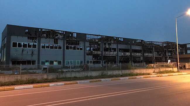 Mobilya+fabrikas%C4%B1nda+%C3%A7%C4%B1kan+yang%C4%B1n+24+saat+sonra+s%C3%B6nd%C3%BCr%C3%BCld%C3%BC++