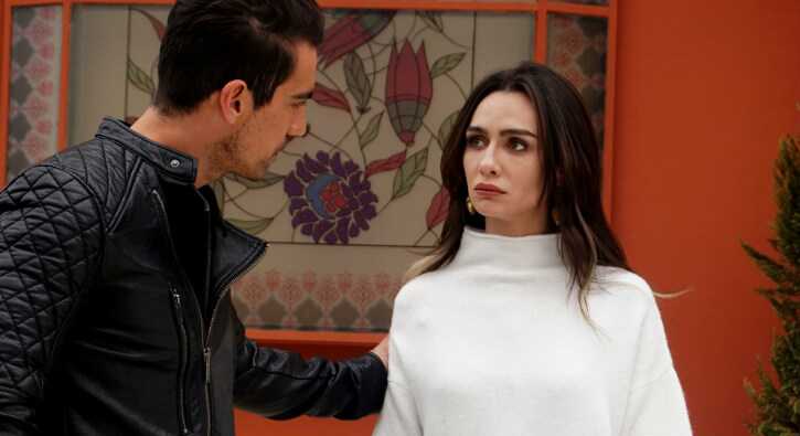 Siyah+Beyaz+A%C5%9Fk%E2%80%99ta+merak+uyand%C4%B1ran+bebek+haberi