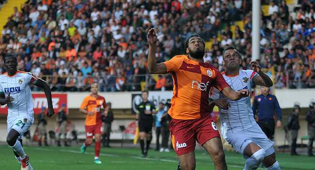 Denayer:+Be%C5%9Fikta%C5%9F+ma%C3%A7%C4%B1+kolay+olmayacak+ama+kazanmak+i%C3%A7in+sahaya+%C3%A7%C4%B1kaca%C4%9F%C4%B1z