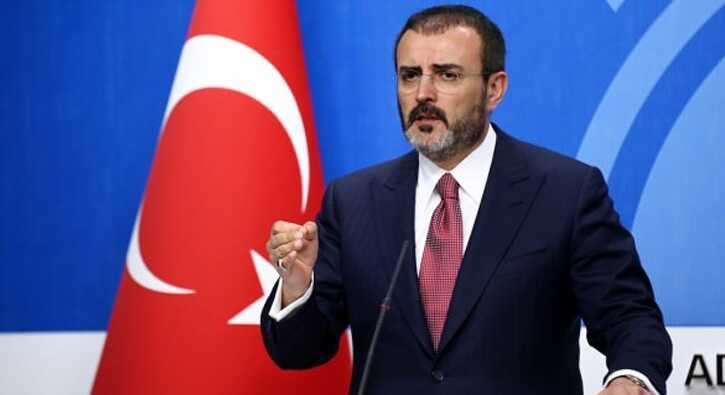 AK+Parti+S%C3%B6zc%C3%BCs%C3%BC+%C3%BCnal%E2%80%99dan+%C3%A7ok+sert+tepki:+K%C4%B1l%C4%B1%C3%A7daro%C4%9Flu,+siyasi+bir+onursuzlu%C4%9Fa+imza+att%C4%B1+
