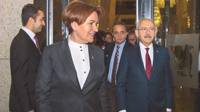 K%C4%B1l%C4%B1%C3%A7daro%C4%9Flu+24+Haziran+stratejisini+g%C3%B6r%C3%BC%C5%9Ft%C3%BC%C4%9F%C3%BC+bir+%E2%80%99kurye%E2%80%99den+al%C4%B1yor