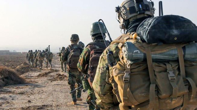 Fransız askerleri YPG PKK'yla iş birliğini artırdı