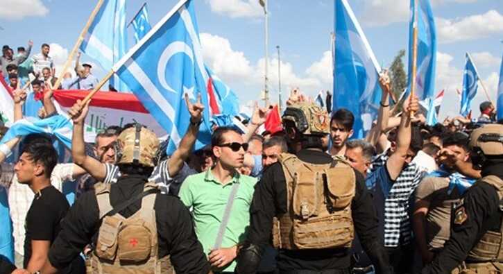 Kerk%C3%BCk%E2%80%99teki+T%C3%BCrkmenler+hileli+se%C3%A7imi+protesto+ediyor