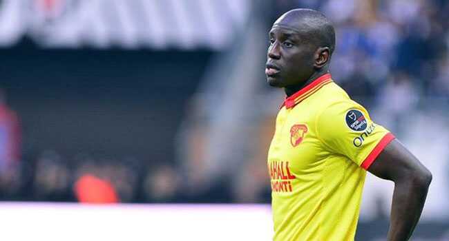 Demba+Ba,+Galatasaray+ma%C3%A7%C4%B1nda+oru%C3%A7+tutacak