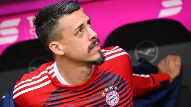 D%C3%BCnya+Kupas%C4%B1+kadrosuna+al%C4%B1nmayan+Sandro+Wagner,+milli+tak%C4%B1m%C4%B1+b%C4%B1rakt%C4%B1%C4%9F%C4%B1n%C4%B1+a%C3%A7%C4%B1klad%C4%B1