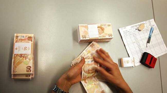 Memurlar+da+bayram+ikramiyesi+istiyor