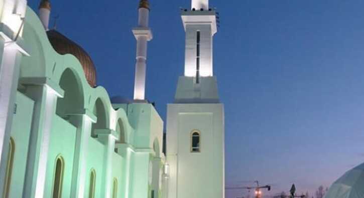 Kazakistan%E2%80%99%C4%B1n+ba%C5%9Fkenti+Astana%E2%80%99da+M%C3%BCsl%C3%BCmanlar+ilk+iftar%C4%B1+yapt%C4%B1