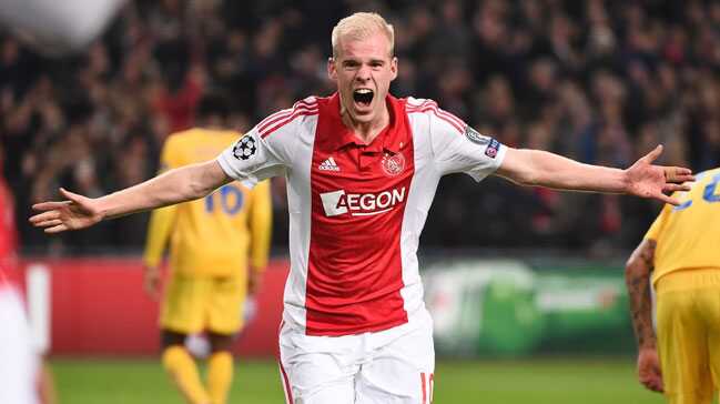 O%C4%9Fuzhan%E2%80%99a+kar%C5%9F%C4%B1l%C4%B1k+Klaassen+++para