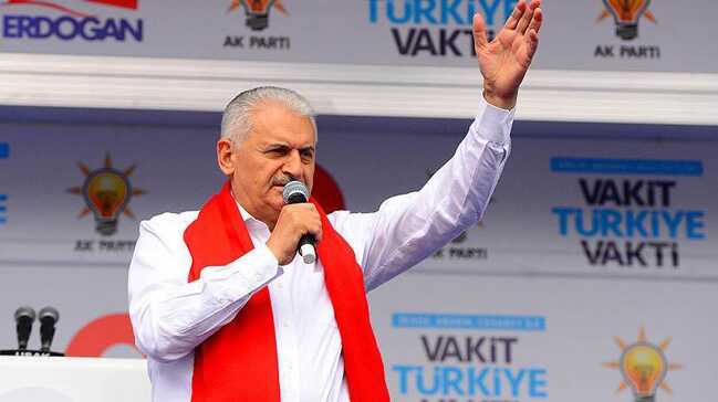 Ba%C5%9Fbakan+Y%C4%B1ld%C4%B1r%C4%B1m%E2%80%99dan+K%C4%B1l%C4%B1%C3%A7daro%C4%9Flu+ve+%C4%B0nce%E2%80%99ye+tepki:+Millet+sizinle+mi+u%C4%9Fra%C5%9Facak?