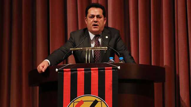 Eski%C5%9Fehirspor%E2%80%99da+ba%C5%9Fkanl%C4%B1%C4%9Fa+Halil+%C3%BCnal+se%C3%A7ildi