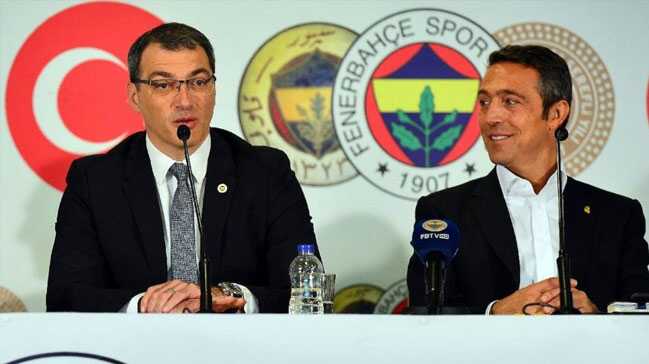 Fenerbah%C3%A7e+Sportif+Direkt%C3%B6r%C3%BC+Comolli:+Durum+umdu%C4%9Fumdan+k%C3%B6t%C3%BC