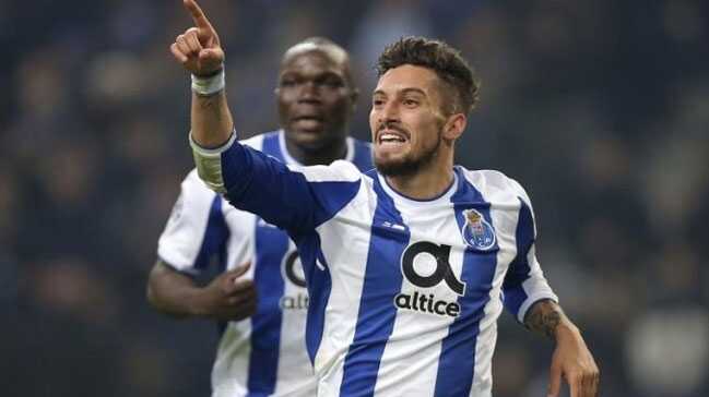 Paris+SG%E2%80%99de+yeni+hedef+Alex+Telles