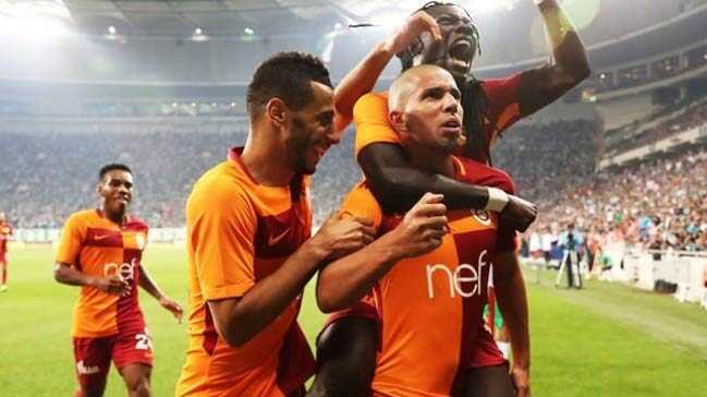 Katar+kul%C3%BCb%C3%BC,+Sofiane+Feghouli%E2%80%99nin+maa%C5%9F%C4%B1n%C4%B1+duyunca+transferden+vazge%C3%A7ti