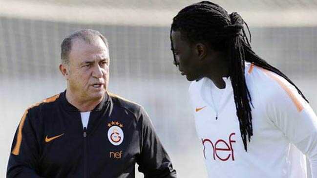 Fatih+Terim+ve+Ndiaye%E2%80%99nin+aralar%C4%B1n%C4%B1+Gomis+yapt%C4%B1