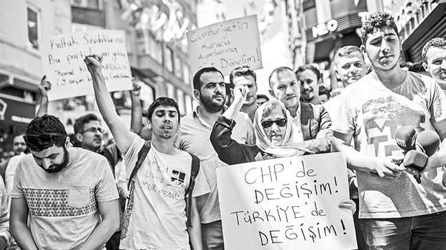 CHP%E2%80%99li+belediyelerin+liderlik+d%C3%BCellosu