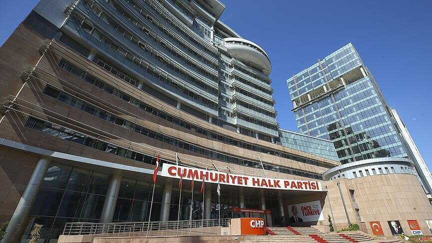 CHP%E2%80%99de+%C4%B0nce%E2%80%99yi+destekleyen+parti+i%C3%A7i+muhalefette,+%E2%80%99ola%C4%9Fan%C3%BCst%C3%BC+kurultay%E2%80%99+hareketlili%C4%9Fi+ya%C5%9Fan%C4%B1yor