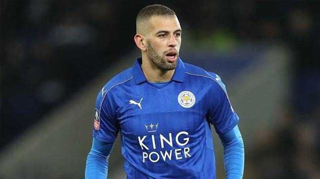 Be%C5%9Fikta%C5%9F+Slimani%E2%80%99nin+pe%C5%9Fini+b%C4%B1rakm%C4%B1yor%21;