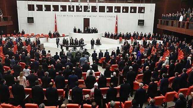 TBMM+Genel+Kurulu%E2%80%99nda,+Meclis+Ba%C5%9Fkan%C4%B1+se%C3%A7iminde+ilk+tur+oylama