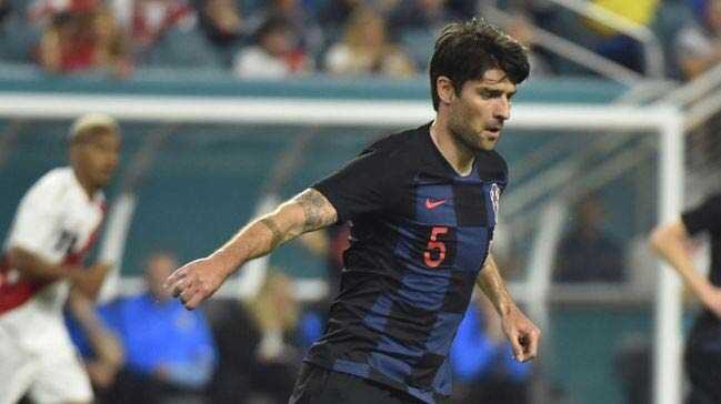 H%C4%B1rvat+oyuncu+Corluka,+milli+formaya+veda+etti