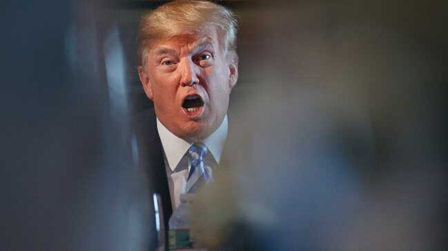 Trump%E2%80%99a+y%C3%B6nelik+notla+g%C3%B6ky%C3%BCz%C3%BCnden+d%C3%BC%C5%9Fen+kutu+ABD%E2%80%99de+korku+yaratt%C4%B1