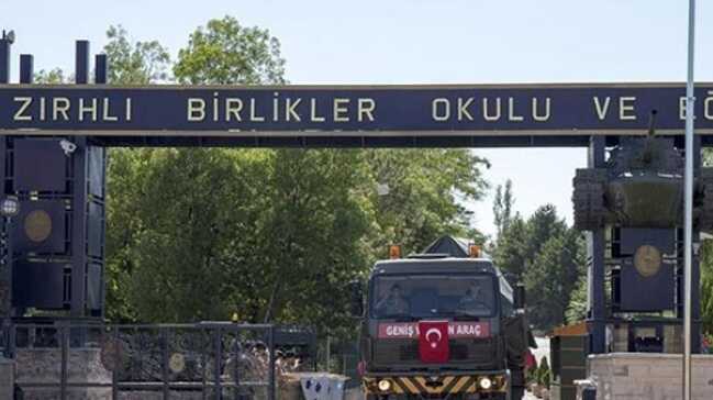 Z%C4%B1rhl%C4%B1+Birlikler+darbe+giri%C5%9Fimi+davas%C4%B1nda+san%C4%B1klar%C4%B1n+tutukluluk+halinin+devam%C4%B1na+karar+verildi