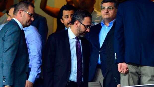 Gen%C3%A7lik+ve+Spor+Bakan%C4%B1+Mehmet+Muharrem+Kasapo%C4%9Flu+da+%C3%BClker+Stad%C4%B1%E2%80%99nda