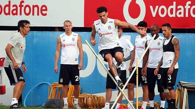 Be%C5%9Fikta%C5%9F,+Yeni+Malatyaspor+ma%C3%A7%C4%B1na+haz%C4%B1r