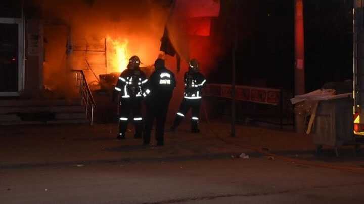 %C4%B0stanbul+Esenyurt%E2%80%99ta+fabrika+yang%C4%B1n+%C3%A7%C4%B1kt%C4%B1