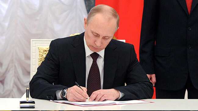 Putin,+Hindistan%E2%80%99a+ziyareti+s%C4%B1ras%C4%B1nda+5+milyar+dolarl%C4%B1k+S-400+anla%C5%9Fmas%C4%B1na+imza+atacak