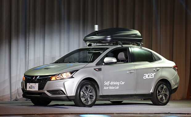 Acer,+s%C3%BCr%C3%BCc%C3%BCs%C3%BCz+otomobilini+g%C3%BCn+y%C3%BCz%C3%BCne+%C3%A7%C4%B1kard%C4%B1