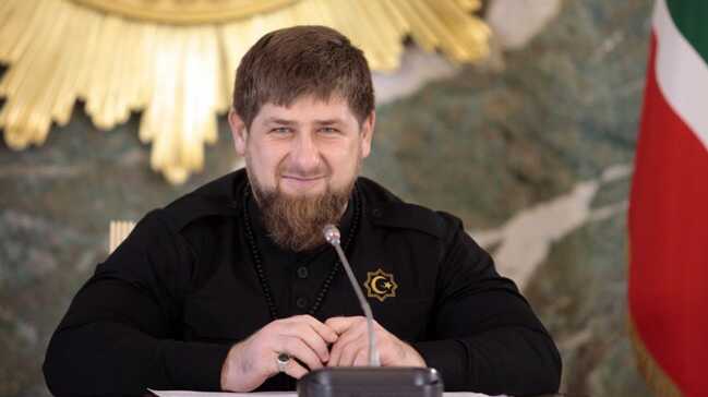 Kadirov%E2%80%99dan+ABD%E2%80%99ye:+Ben+olsam+Rusya%E2%80%99y%C4%B1+tehdit+ederken+bir+kez+daha+d%C3%BC%C5%9F%C3%BCn%C3%BCrd%C3%BCm