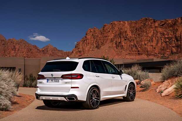 Yeni+Bmw+X5+boyutlar%C4%B1yla+s%C4%B1n%C4%B1f+atlad%C4%B1