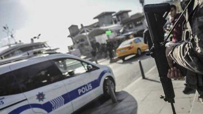 %C4%B0stanbul%E2%80%99da+helikopter+destekli+%E2%80%99Kurt+Kapan%C4%B1+25%E2%80%99+uygulamas%C4%B1