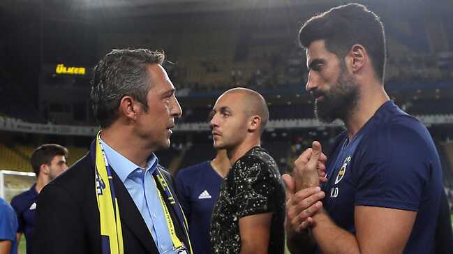 Volkan+Demirel%E2%80%99in+konu%C5%9Fmas%C4%B1+sonras%C4%B1+Ali+Ko%C3%A7%E2%80%99un+y%C3%BCz%C3%BCn%C3%BC+g%C3%B6renler+%E2%80%99acaba+doktor+mu+%C3%A7a%C4%9F%C4%B1rsak%E2%80%99+dedi