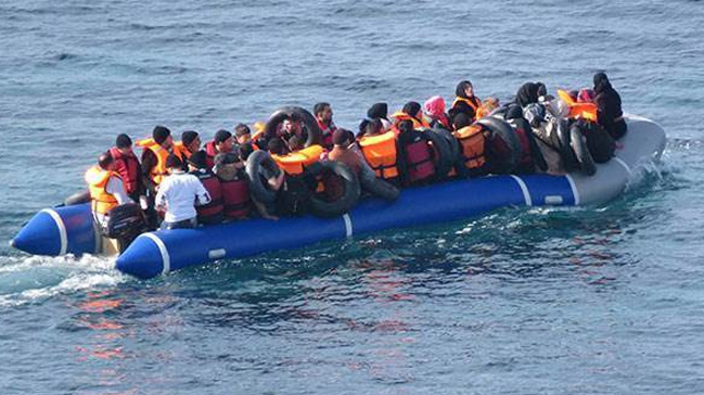 Ege Denizi'nde 44 düzensiz göçmen yakalandı