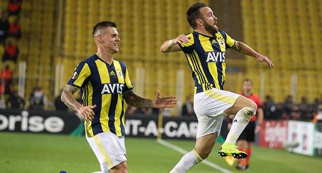 Kad%C4%B1k%C3%B6y%E2%80%99de+Valbuena+%C5%9Fov%21;+Fenerbah%C3%A7e+2+-+Anderlecht+0