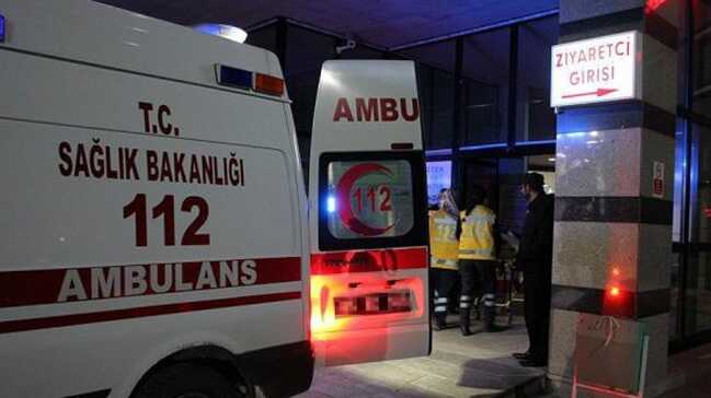 Antalya%E2%80%99da+freni+patlayan+i%C5%9F+makinesi+kaza+yapt%C4%B1,+s%C3%BCr%C3%BCc%C3%BCs%C3%BC+yaraland%C4%B1