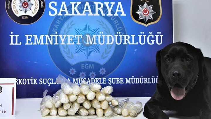2+milyon+TL+de%C4%9Ferinde+metamfetamin+ele+ge%C3%A7irildi+
