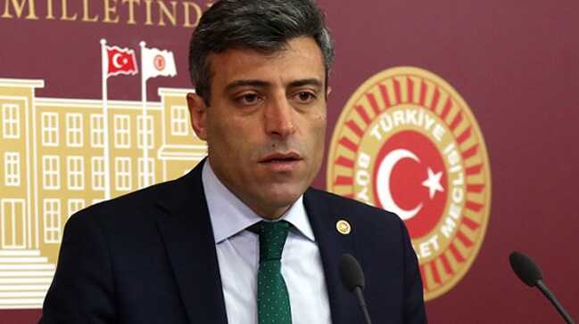Y%C4%B1lmaz%E2%80%99dan+T%C3%BCrk%C3%A7e+ezan+ile+ilgili+yeni+a%C3%A7%C4%B1klama:+Partime+bask%C4%B1+yapt%C4%B1%C4%9F%C4%B1mda+%E2%80%99Aman+%C5%9Fimdi+de%C4%9Fil%E2%80%99+dediler