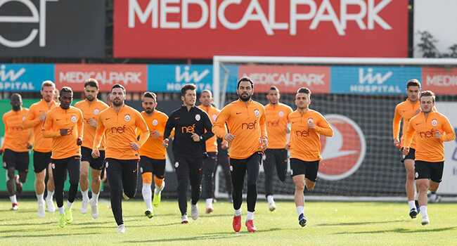 Galatasaray+7+%C3%B6nemli+eksikle+Kayseri%E2%80%99ye+gitti
