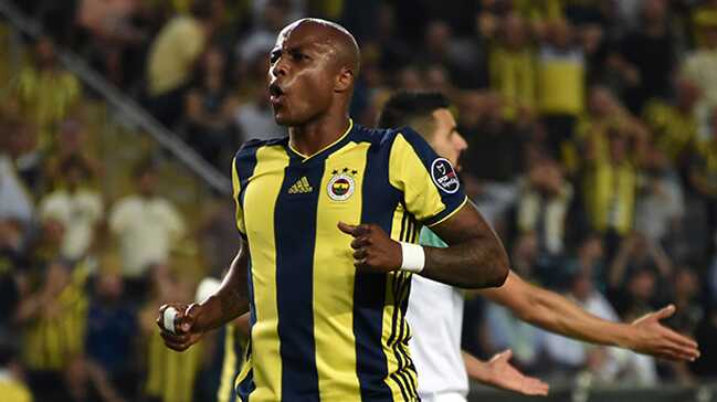 Andre+Ayew,+kariyerini+Fenerbah%C3%A7e%E2%80%99de+s%C3%BCrd%C3%BCrmek+istiyor