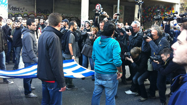 Atina da '17 Kasım' öğrenci ayaklanmasının 45 yıldönümünde yine olaylar