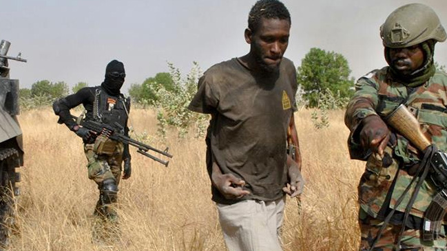 Nijerya'da silahlı çete üyesi 14 kişi öldürüldü