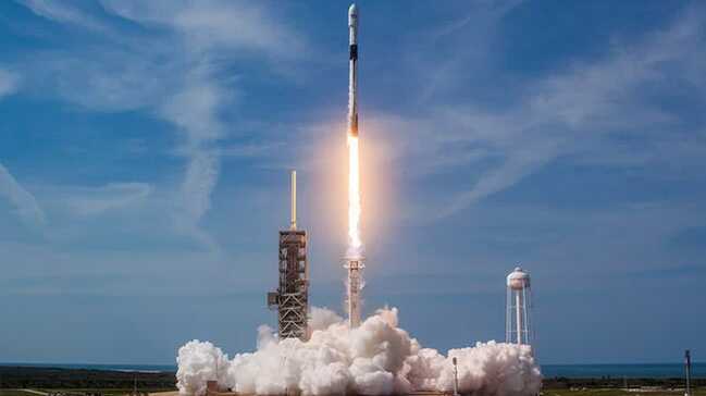 SpaceX,+64+k%C3%BC%C3%A7%C3%BCk+uydunun+f%C4%B1rlat%C4%B1lmas%C4%B1n%C4%B1+erteledi+++