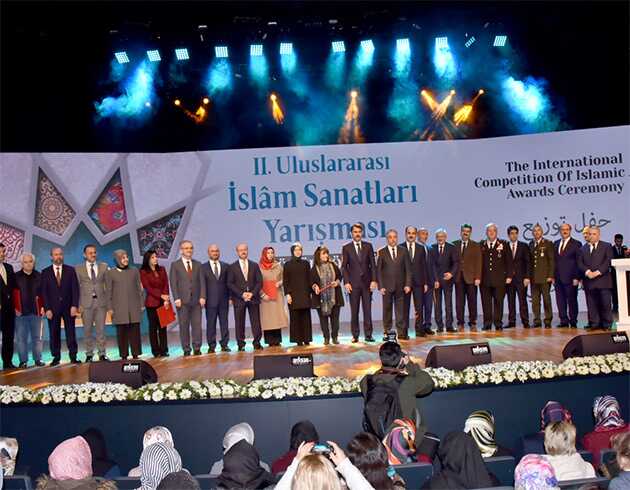 Uluslararas%C4%B1+%C4%B0slam+Sanatlar%C4%B1+Yar%C4%B1%C5%9Fmas%C4%B1n%C4%B1n+%C3%96d%C3%BClleri+Verildi