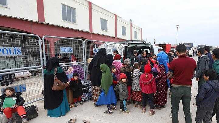 400 Iraklı, Türkiye ve Irak'ın insani diplomasi çalışmaları sonucu ...