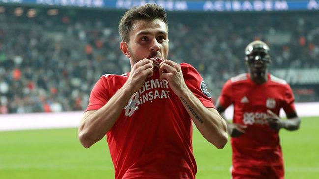 Beşiktaş Sivasspor'dan Emre Kılınç'ı transfer etmek istiyor